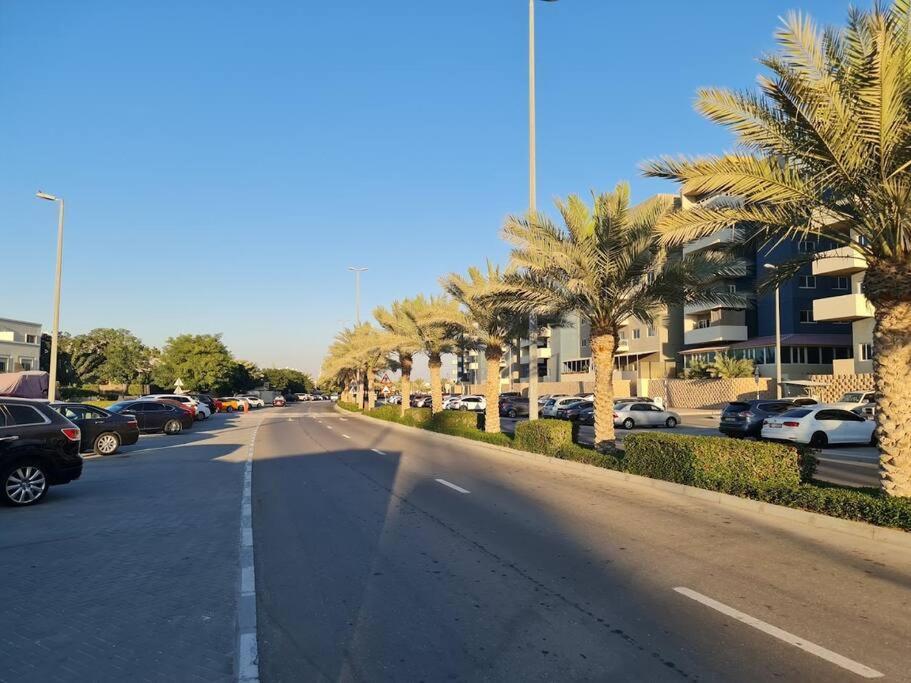 Apartment Exquisite Near Yas Island *