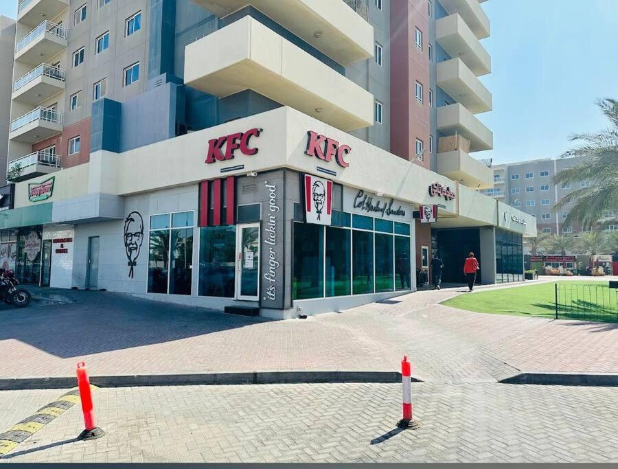 Exquisite Near Yas Island Apartment Abu Dhabi